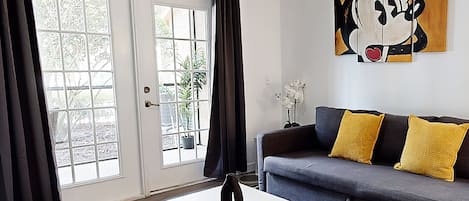 公寓客房, 多張床, 可使用泳池, 泳池景 (Tuscan Dreams-Tuscana Resort-NoPets) | 客廳