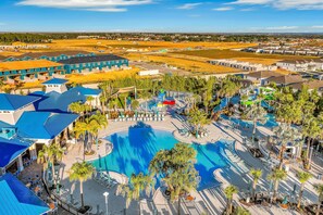 Outdoor pool - New Home With Private Pool/spa & Resort Waterpark/arcade Access (Davenport)