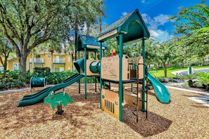 Children’s area - Dog-friendly Resort Home Near Theme Parks With Enclosed Pool & Game Room (Kissimmee)