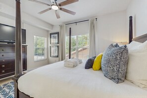Condo, Multiple Beds, Balcony (A Worldquest Wonderland) - Dog-friendly Condo With Gym, Wifi, Balcony - Close to Theme Parks (Orlando)