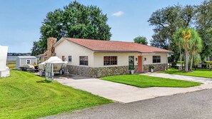 Unclassified image, 5 of 40, button - Lakefront Home With Water Views, Foosball, Screened Porch, & Private W/D (Lake Placid)
