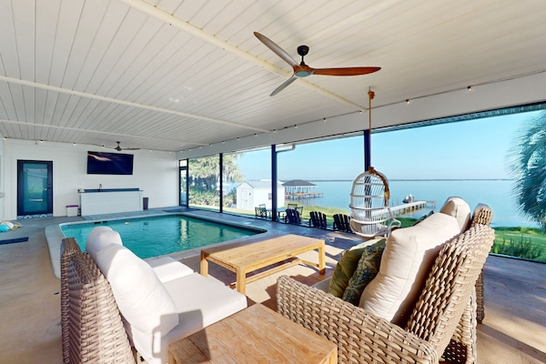 Indoor pool, outdoor pool