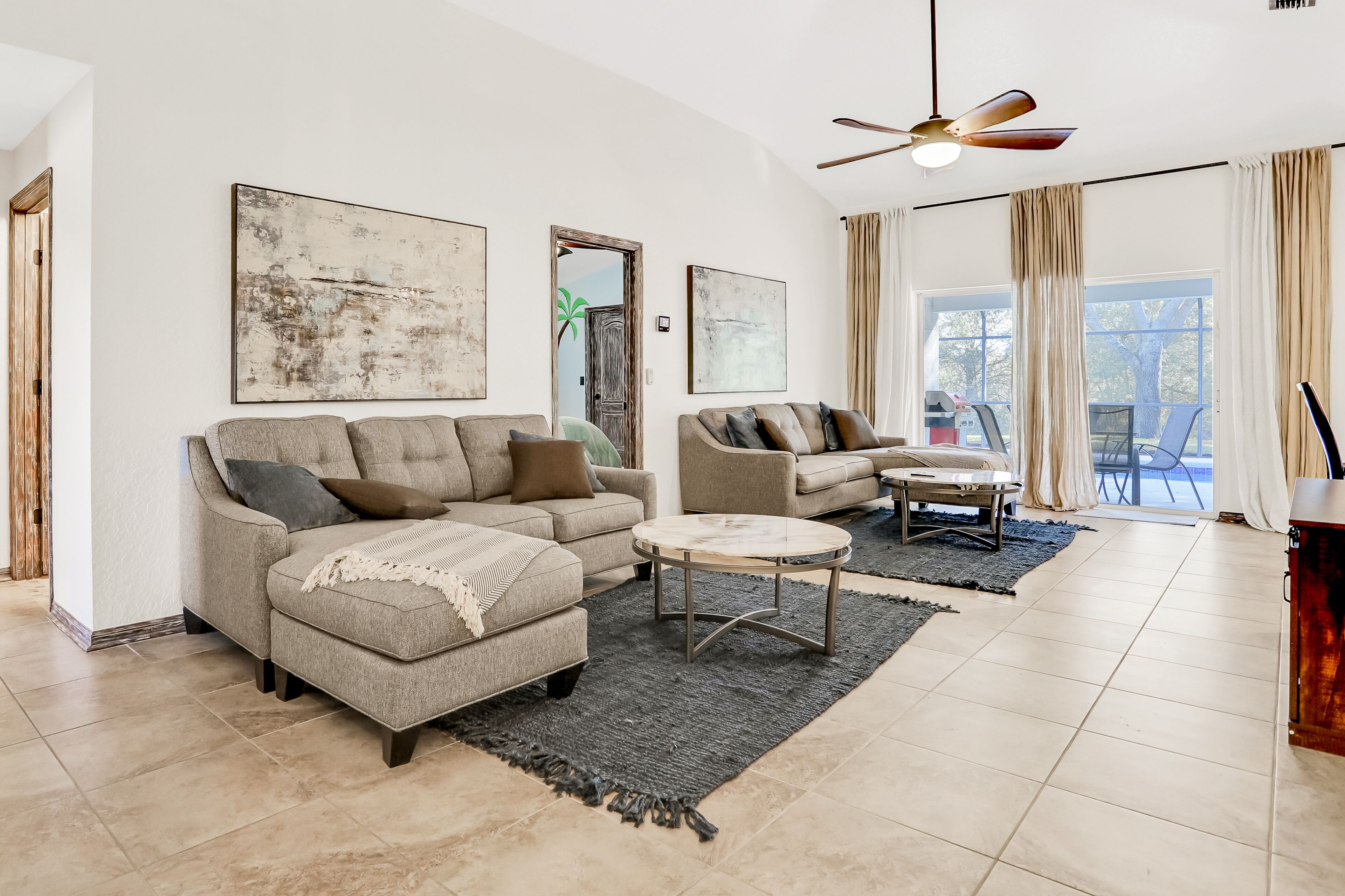 独立别墅, 多张床, 使用泳池, 泳池景观 (Warm Welcomes on Woodcrest) | 起居区