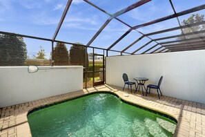 Outdoor pool - Beautiful Home With Private Pool and Space for the Whole Family (Kissimmee)
