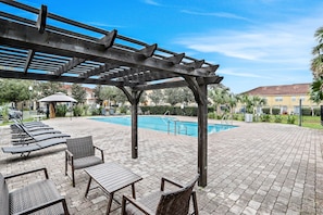 View from room - 2-story Snowbird-friendly Townhouse Near Disney With Patio, Streaming, W/d, AC (Kissimmee)