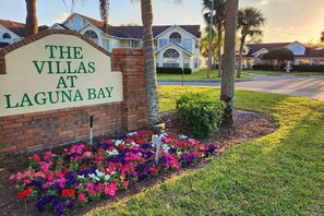 Exterior detail - Resort Condo w/ Shared Pool and Hot Tub, Close to Disney & Other Theme Parks (Kissimmee)