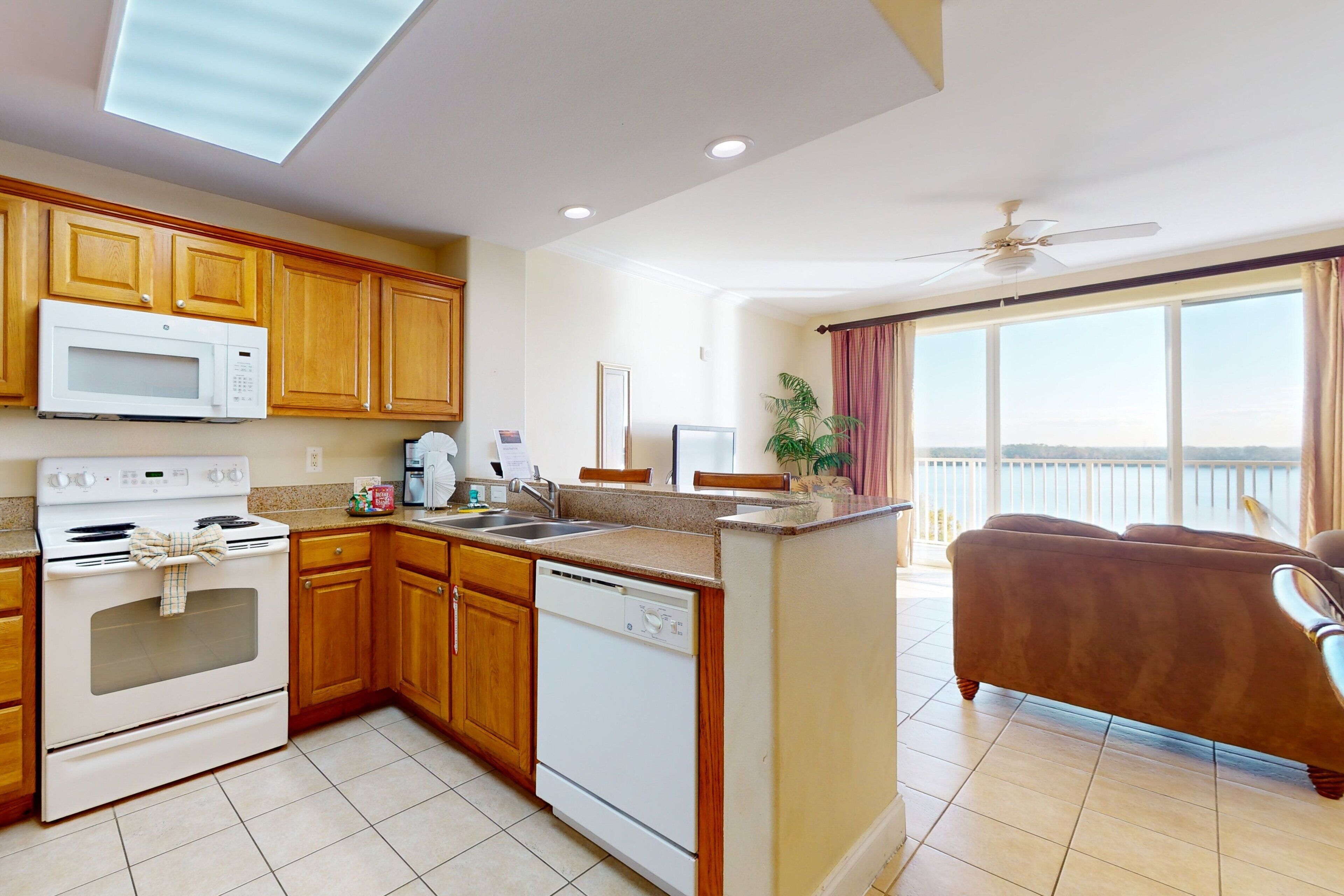 Condo, Multiple Beds, Pool Access (Blue Heron Beach Resort 1-0602) | Private kitchen