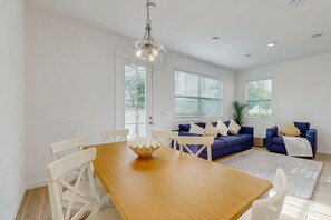 Rumah, Beberapa Tempat Tidur, akses ke kolam renang (Longboat Escape-Longboat Escape) | Interior