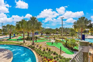 Pool - Fourth Floor Penthouse With Shared Pools and Hot Tub, Fast Wifi, & Central AC (Kissimmee)