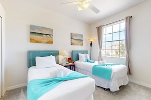 4 habitaciones, decoración personalizada y muebles diferentes