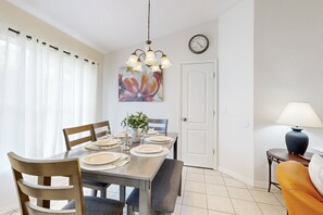 House, Multiple Beds, Pool Access, Pool View (Sundown Oasis) | 4 bedrooms, individually decorated, individually furnished, bed sheets - Dog-friendly, Private Pool , Central AC, Full Kitchen, Wifi, Snow-bird Friendly (Davenport)