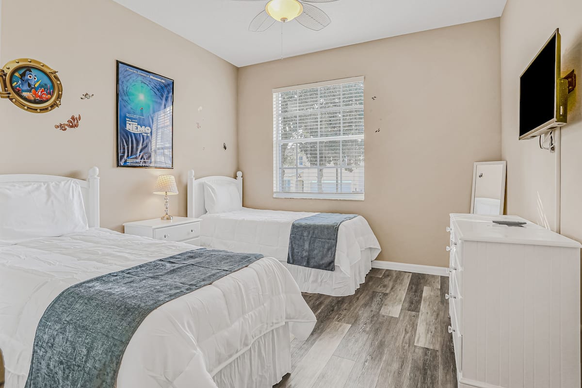 独立别墅, 多张床, 使用泳池, 泳池景观 (Tower Lake Hideaway)