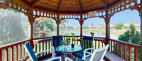 House, Multiple Beds, Pool Access, Pool View (Sunshine Magic) | View from room