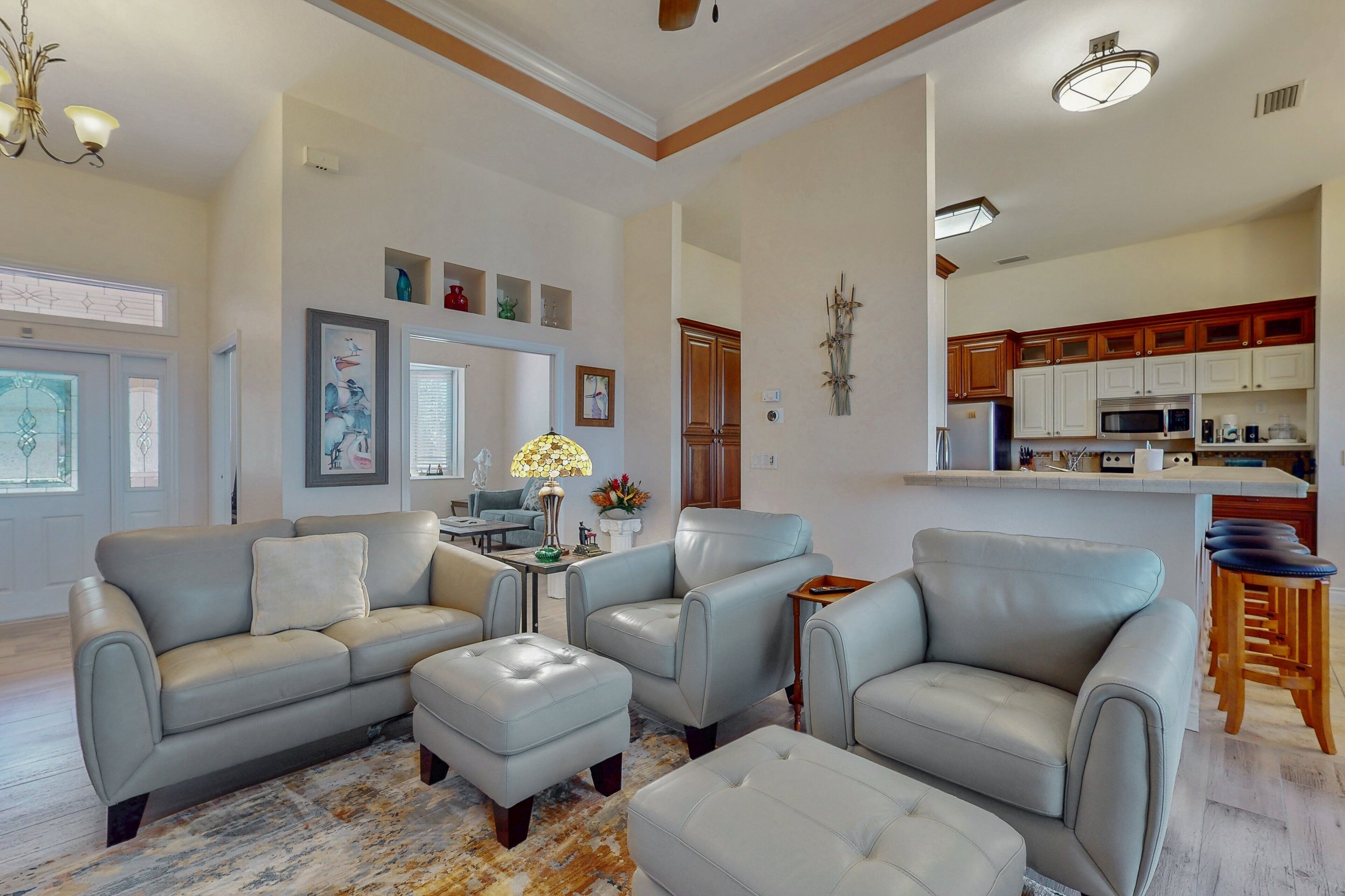 Rumah, Beberapa Tempat Tidur, dapur, pemandangan kebun (Sunset Serenity at Lake Josephine) | Area keluarga