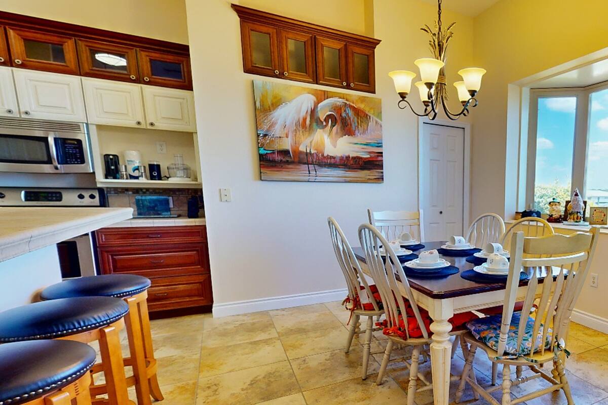 House, Multiple Beds, Kitchen, Garden View (Sunset Serenity at Lake Josephine)