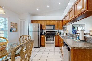 House, Multiple Beds, Pool Access, Pool View (Davenport Delight) | Private kitchen - Dog-friendly Getaway With Private Pool, Tennis & AC - Near Theme Parks (Davenport)