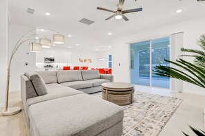Living area - Dog-friendly Home With a Heated Pool, Pool Spa, In-home Theater, Lanai, & Patio (Kissimmee)