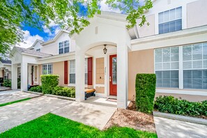 Exterior - Resort Home With Private Pool, hot Tub, Tennis, Game Room, Gym, Sports Courts (Kissimmee)