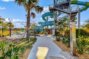 Children’s area - Spacious Townhouse With Private Patio and Resort Amenites (Davenport)