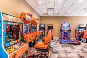 Games room - Updated & Colorful Home w/ a Modern Kitchen, Furnished Lanai, & Private Pool (Kissimmee)