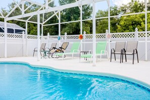Piscine extérieure