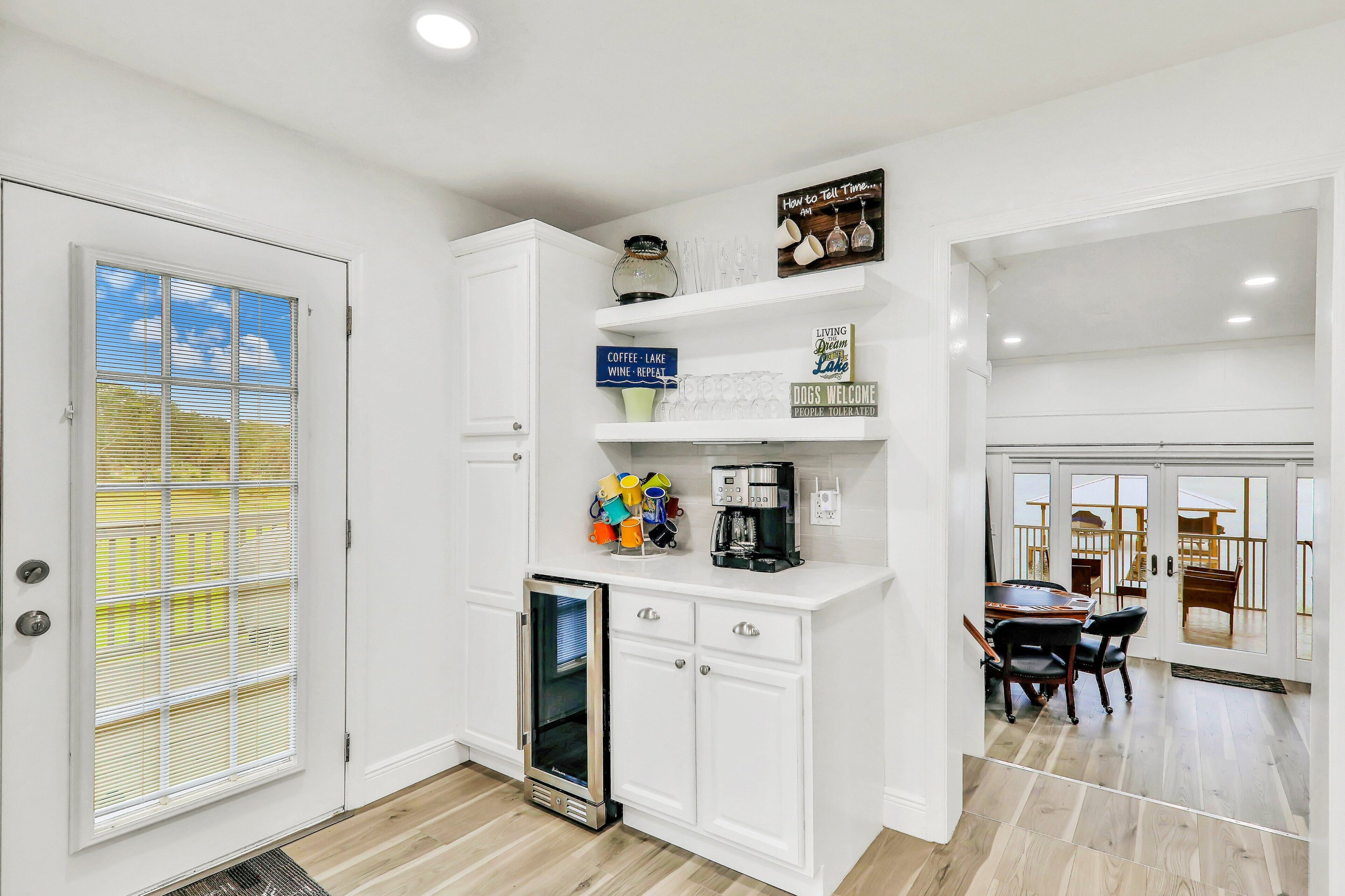 Maison, Plusieurs lits, patio (Uncork and Unwind,You're on Lake Time) | Intérieur