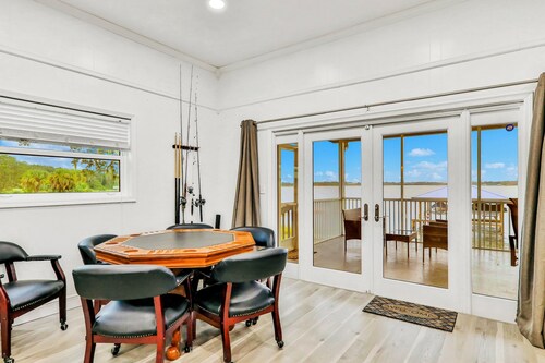 Dog-friendly Lakefront Home With Fast Wifi, Central AC, Patio, & Game Room