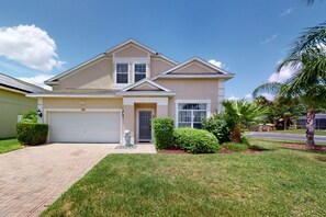 Exterior - Harmony Villa Family-friendly Home in Davenport With a Game Room & Pool (Davenport)