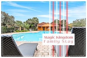 Outdoor pool - Dog-friendly Townhouse Near Disney With Outdoor Pool, Patio, Streaming, W/d, AC (Kissimmee)
