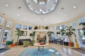 公寓客房, 多張床, 可使用泳池, 泳池景 (Coconico Retreat) | 大堂