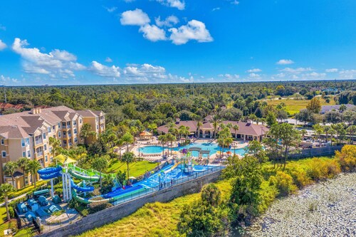 Spacious Condo With Shared Pool, Tennis Court, Game Room, & More