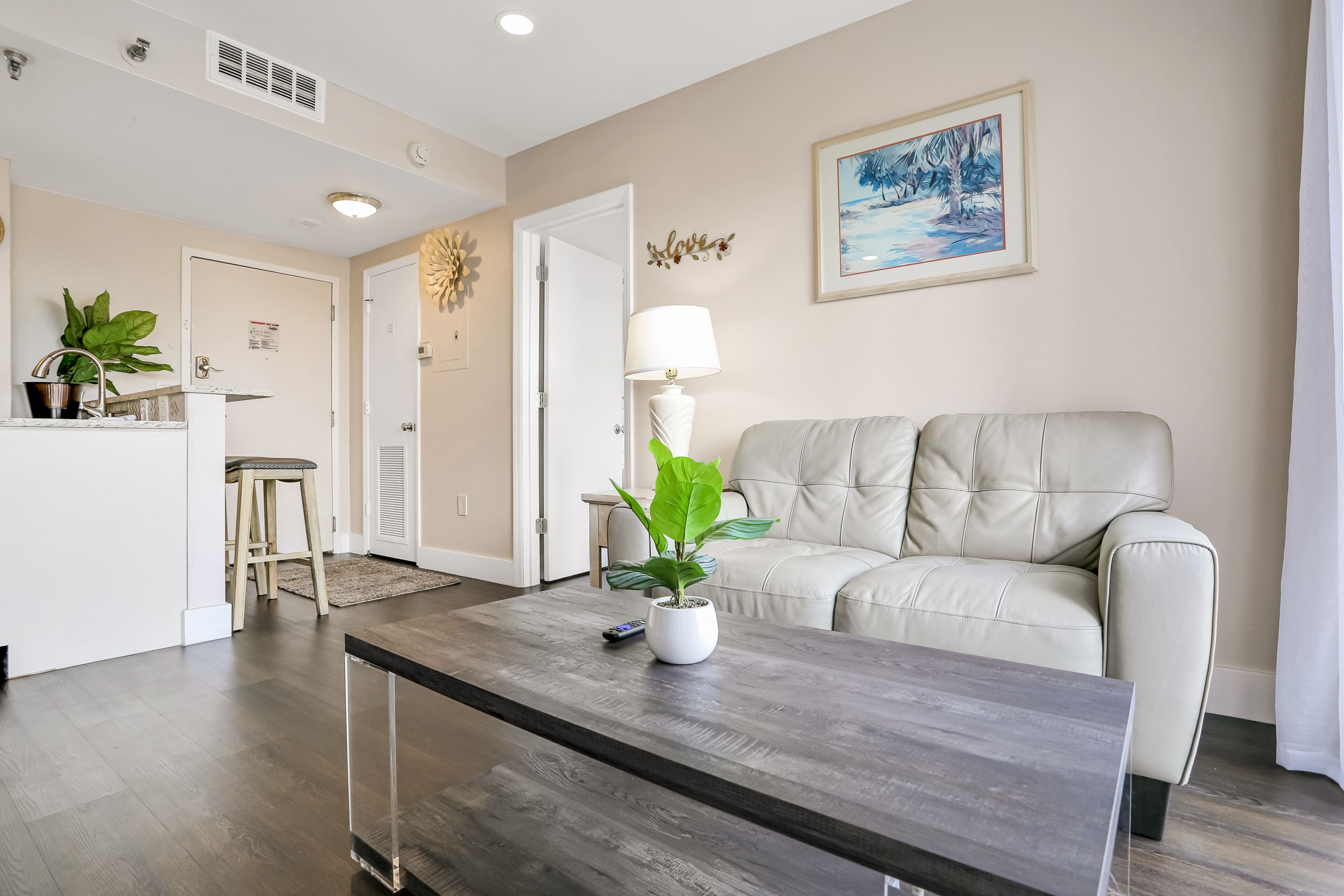 Condo, Multiple Beds, Hot Tub, City View (Vibrant Waters, Unit #3604-NoPets) | Living area