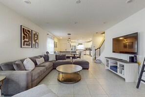 House, Multiple Beds, Patio, Pool View (Paradise on Primrose) | Living area - Cozy Townhouse With Private Screened Patio & Community Pool Near Theme Parks (Davenport)