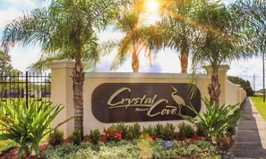 Exterior - Grand Home With Private Screened Pool, Grill, Streaming, W/d, & AC (Kissimmee)