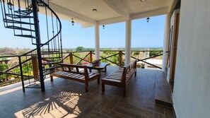Interior - Casa Bugambilia: Sleeps 18, Pool, Ocean Views Near Costa Cumana Beach (Laguna Encantada)