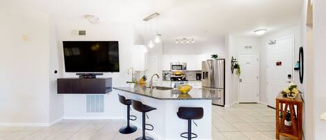 Appart'hÎtel, plusieurs lits, accÚs piscine, vue piscine (Relaxation Station) | Cuisine privée