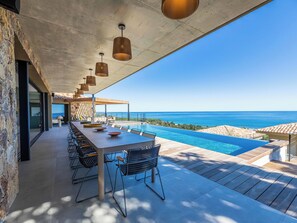 Outdoor dining - Villa Sari Di Solenzara (Sari-Solenzara)