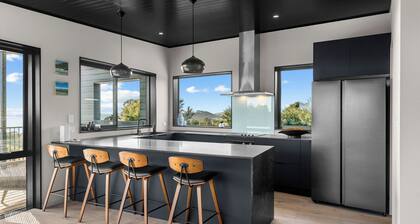 Ngahere360 - Serene Coastal Experience