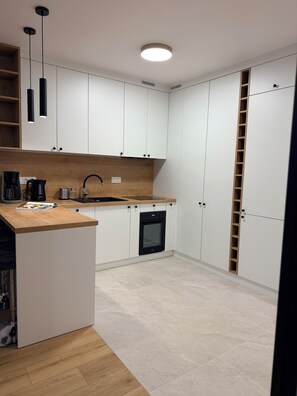 Comfort Apartment, City View | Private kitchen - Modern Apartment PKiN Best Location (Warsaw)