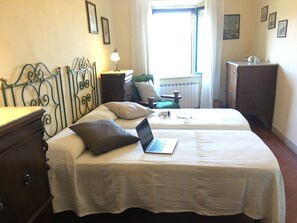 5 bedrooms, iron/ironing board, WiFi, bed sheets - ANCIENT HOUSE OF NEL CHIANTI FOR 10 PEOPLE (Toscana)