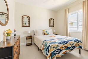 Két bảo mật tại phòng, bàn ủi/dụng cụ ủi quần áo 