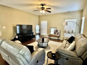 TV - Masters Week Rental Gem-10mins to Augusta National/3BR MordenHome (Augusta)