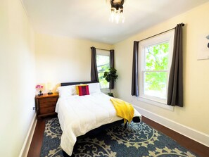 4 Schlafzimmer, Bügeleisen/Bügelbrett, WLAN, Bettwäsche