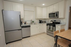 Private kitchen - Bright & Cozy 2BR w/ Yard – Private Entrance In Silver Spring (Silver Spring)