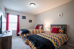 Room - Cozy Valdosta Home - 4BR Near Moody AFB & VSU (Valdosta)