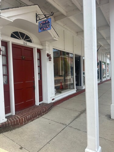 Historic District - Vintage Charm - Imy Suite