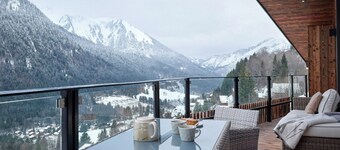 Chalet Alterra - High-end chalet with spa facilities - OVO Network