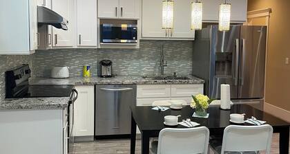 2 bright bedroom near UBC