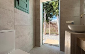 Shower, hair dryer - Nice home in Molina de Segura (Molina de Segura)