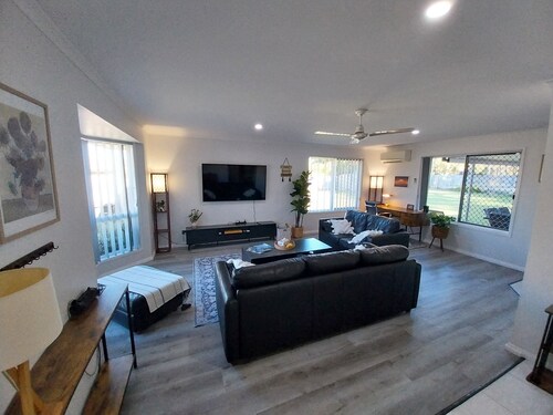 Jasper Retreat - Pet Friendly - Boat Parking - Superfast WiFi